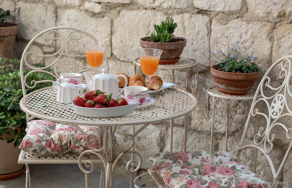 Emperor'S Suites Спліт Екстер'єр фото