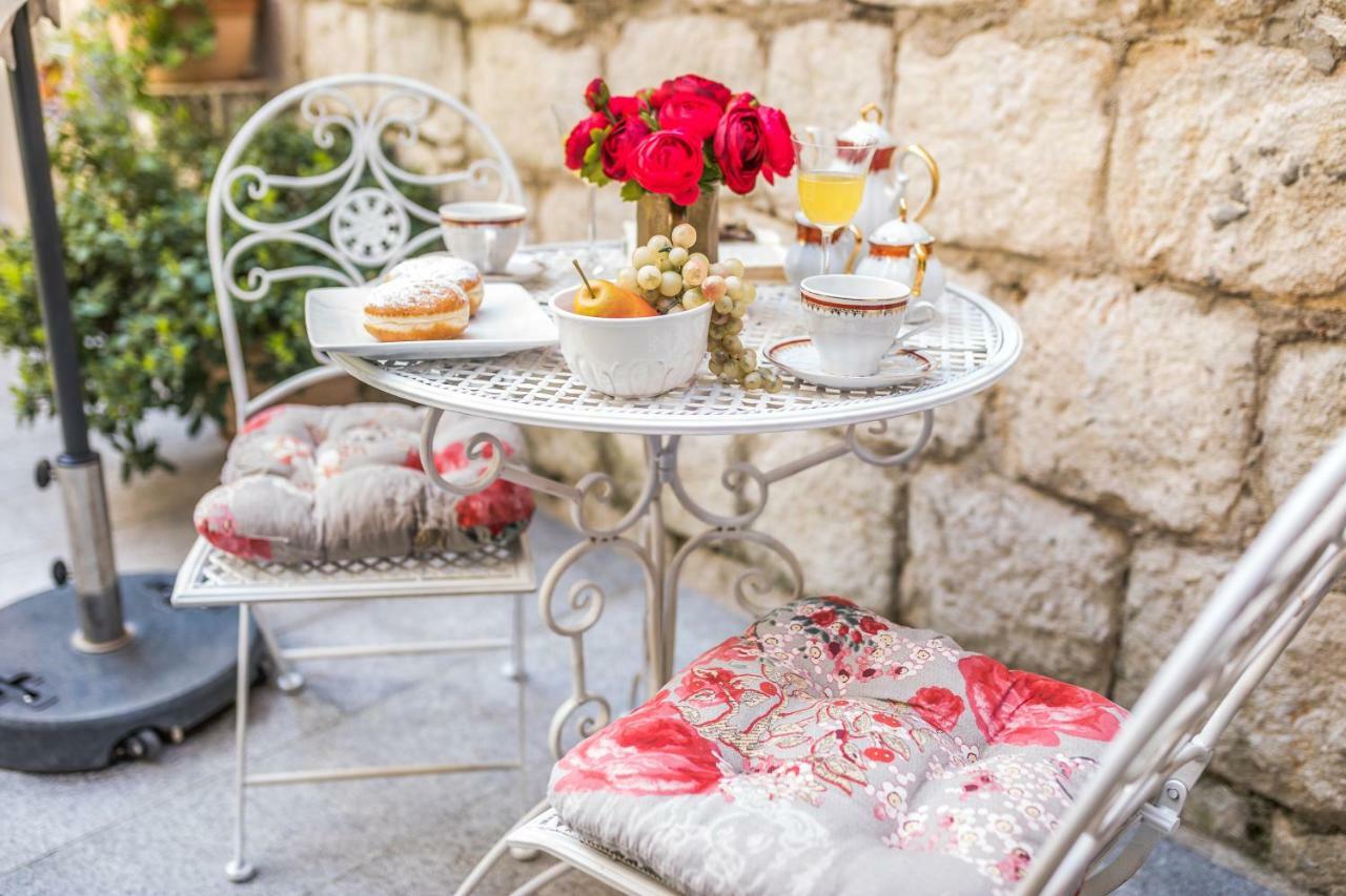 Emperor'S Suites Спліт Екстер'єр фото