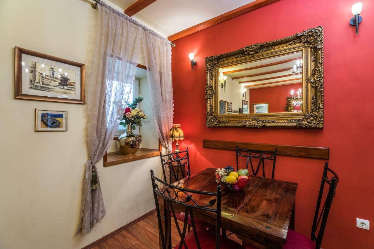 Emperor'S Suites Спліт Екстер'єр фото