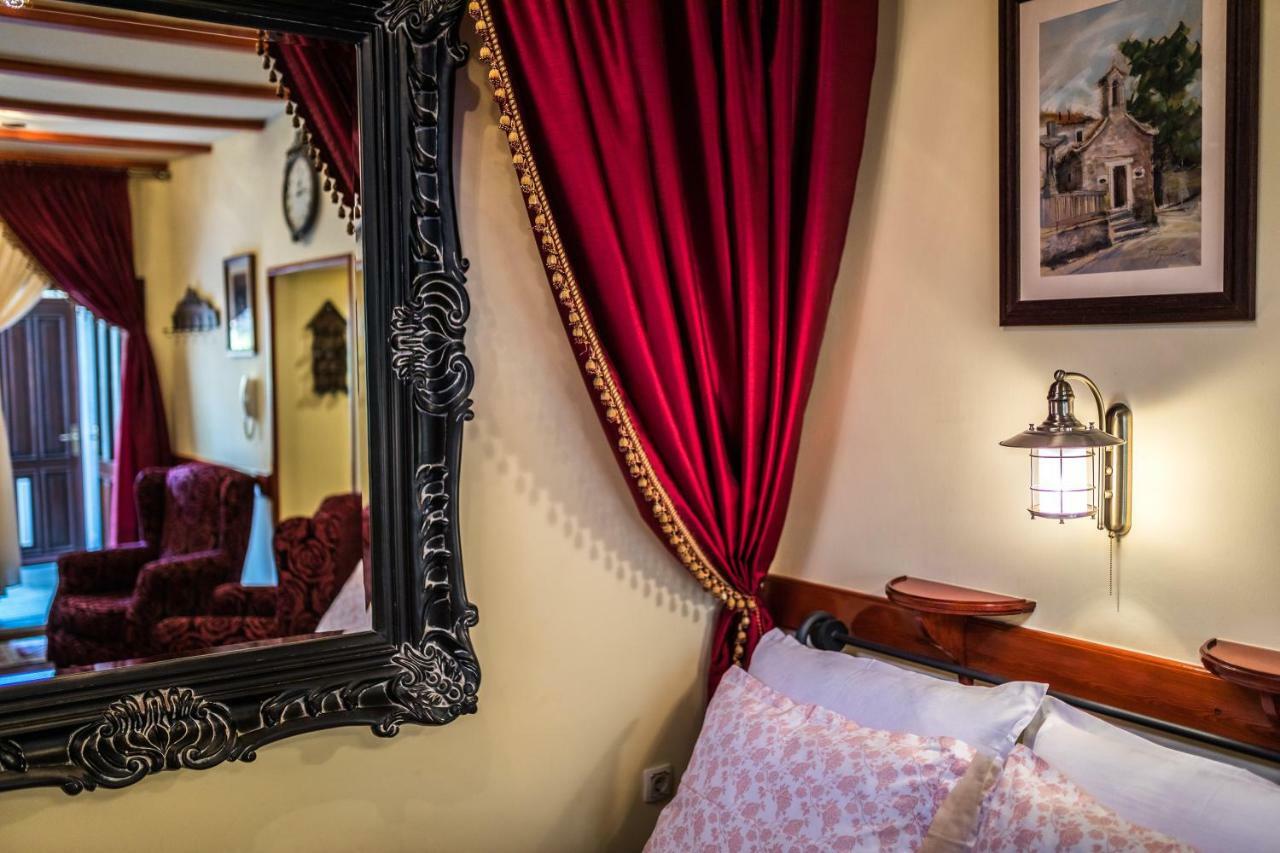 Emperor'S Suites Спліт Екстер'єр фото